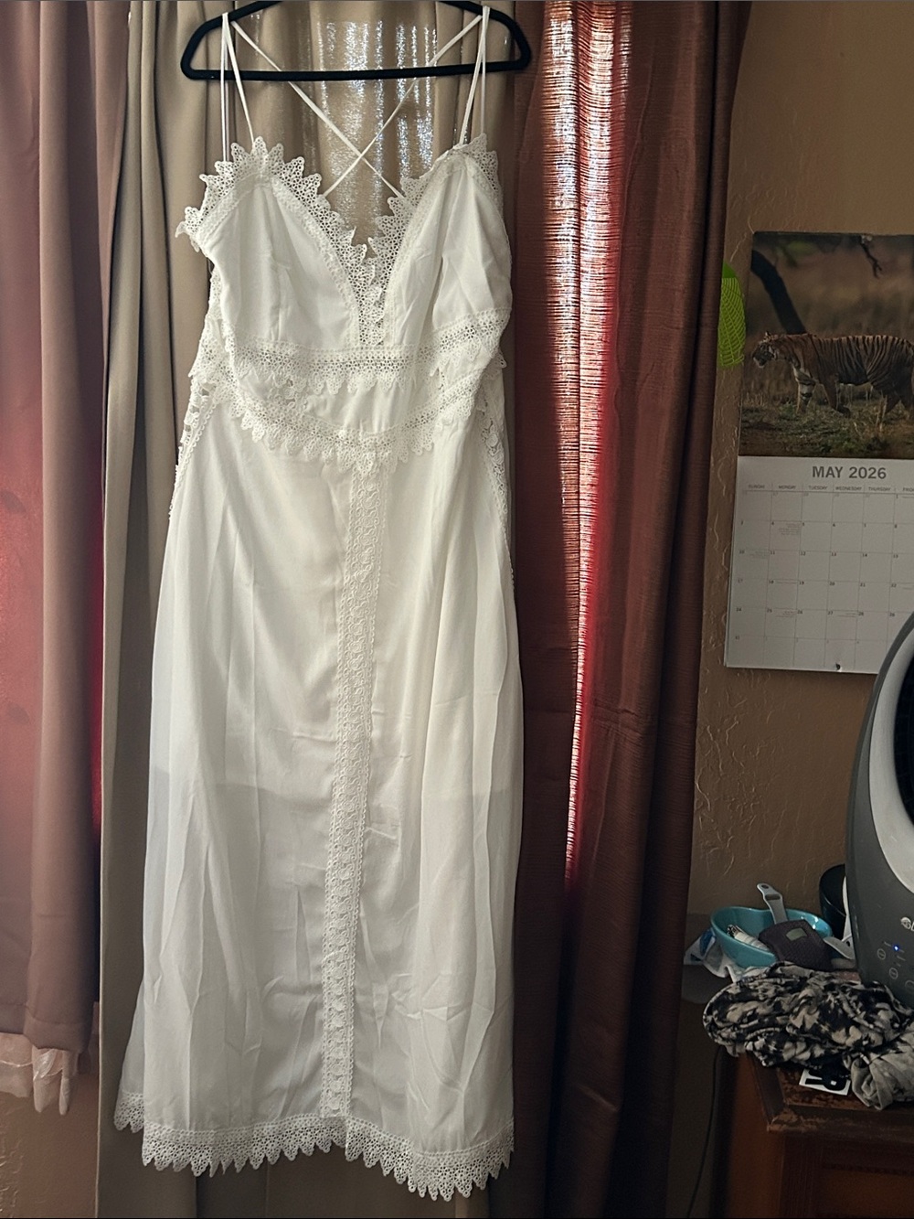 Lace-Trim White Spaghetti Strap Wedding Dress rosevelvet